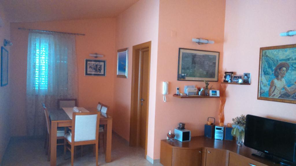 Swiss Holiday Apartment สปลิท ภายนอก รูปภาพ