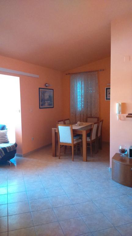 Swiss Holiday Apartment สปลิท ภายนอก รูปภาพ
